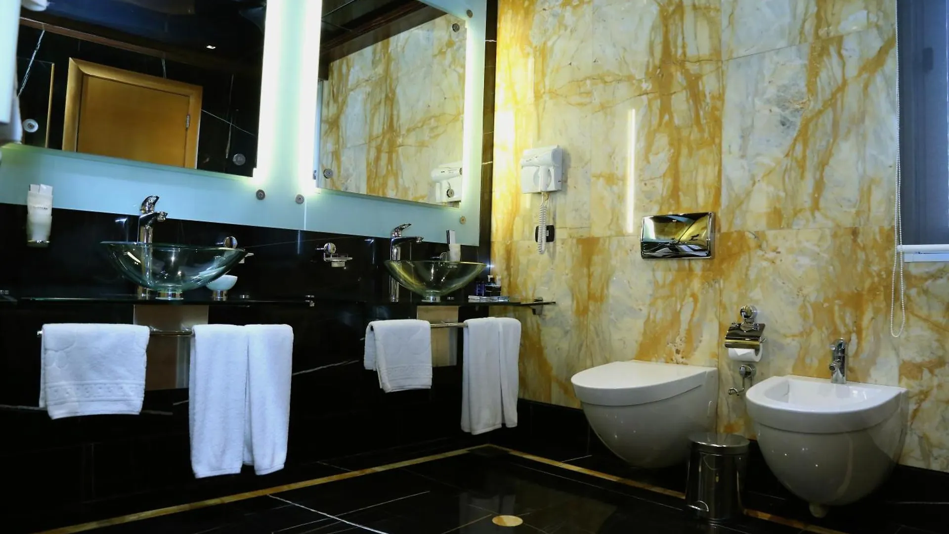 Appartement Lahoya Suites Beiroet